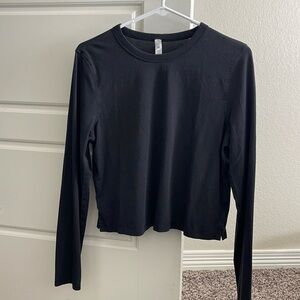 Lululemon long sleeve crop